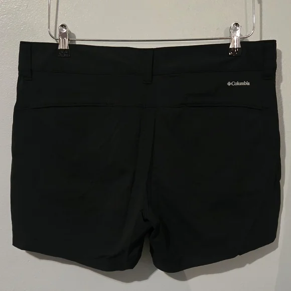 Columbia Women's Black 5" Shorts Sz 14 - Picture 2 of 5